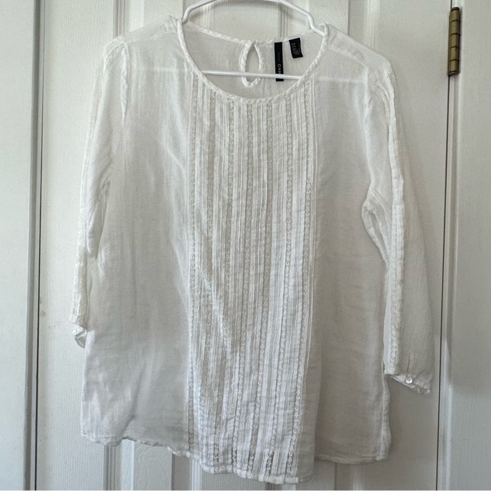 MNG Mango White Boho Lace Pintuck Blouse Size M Lightweight‎ Peasant Top Sheer